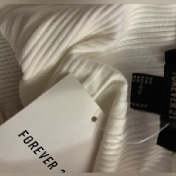 Forever 21 White Ruched Blouse - Picture 3 of 3